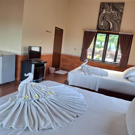 Dharma Homestay 파당바이 외부 사진