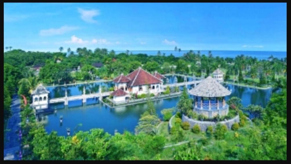 Dharma Homestay 파당바이 외부 사진