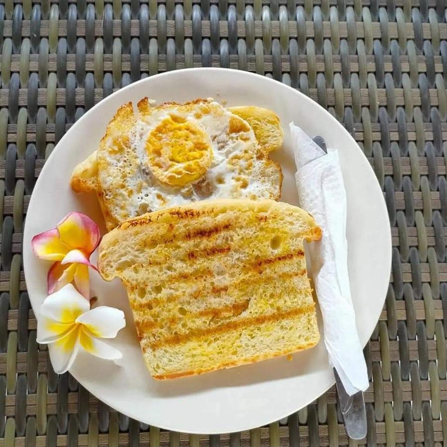 Dharma Homestay 파당바이 외부 사진