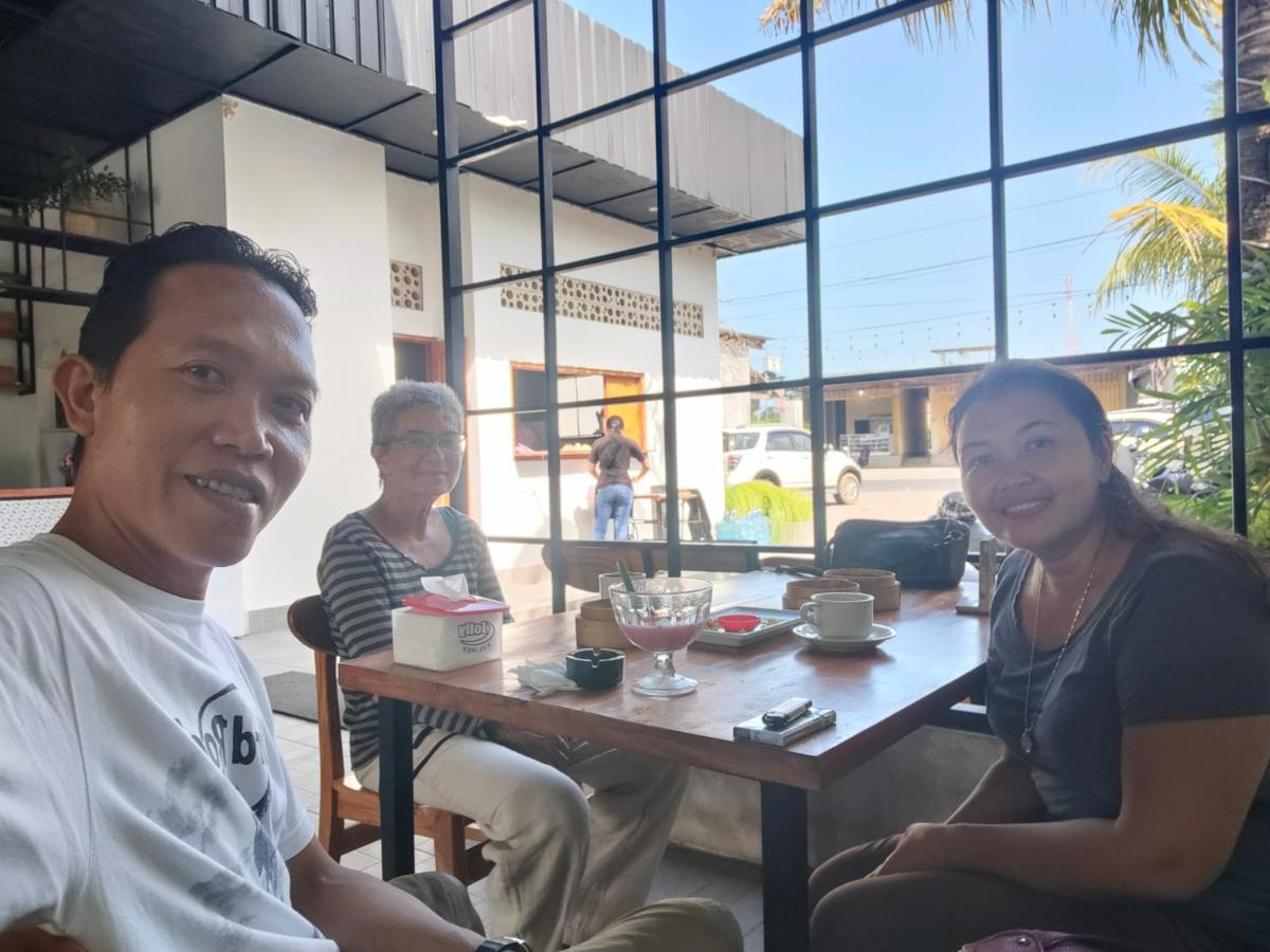 Dharma Homestay 파당바이 외부 사진