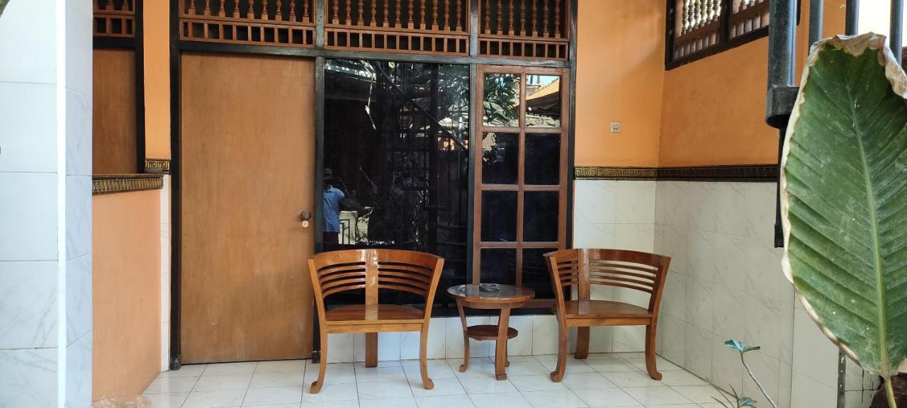 Dharma Homestay 파당바이 외부 사진