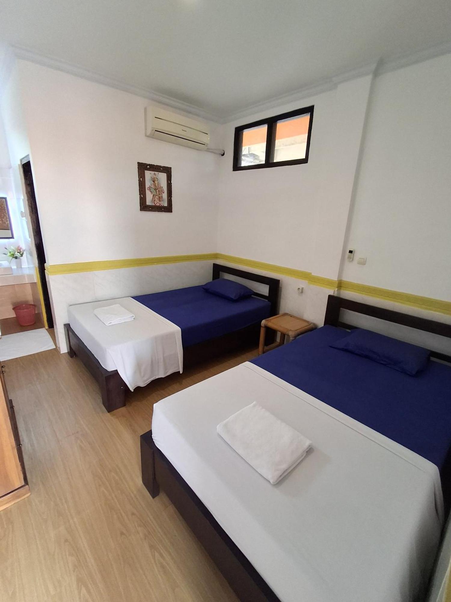Dharma Homestay 파당바이 외부 사진